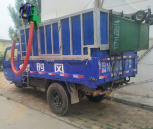 Corn truck-mounted grain suction machine