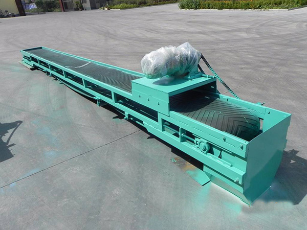 Acid and alkali resistant conveyor belt