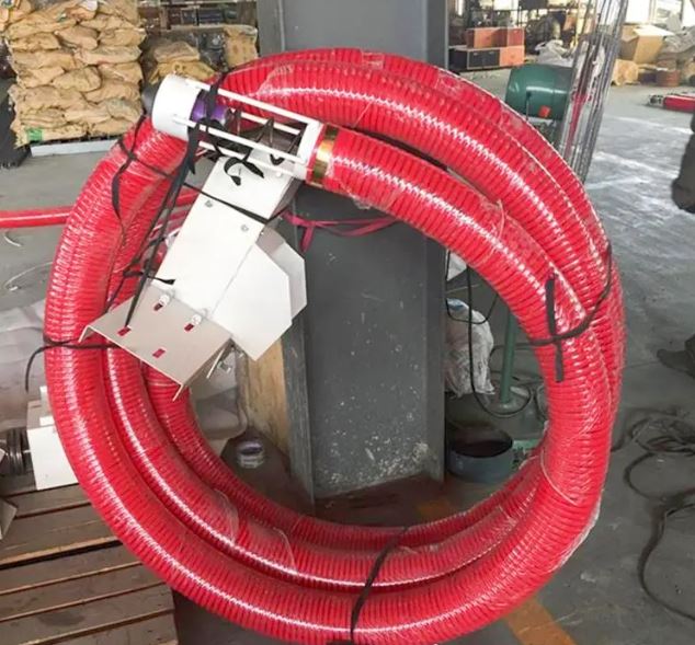 Hand grain suction machine for lime powder